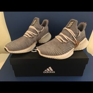 Adidas Alpha Bounce Instinct Core Heather 9 1/2
